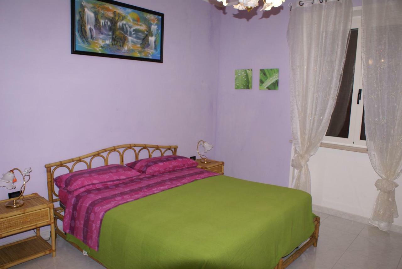 People Bed & Breakfast Castorano ภายนอก รูปภาพ